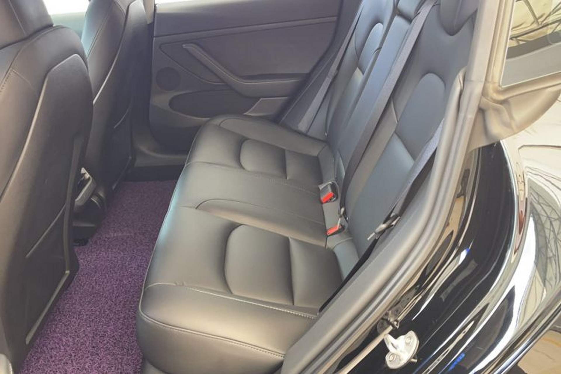 Used Tesla Model 3 2022 Rear-Wheel-Drive Version Left Rear Seat