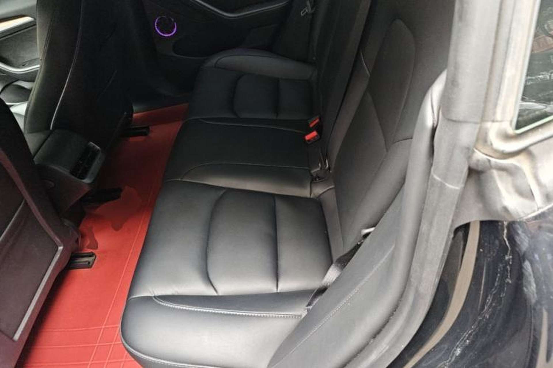 Used Tesla Model 3 2022 Rear-Wheel-Drive Version Left Rear Seat