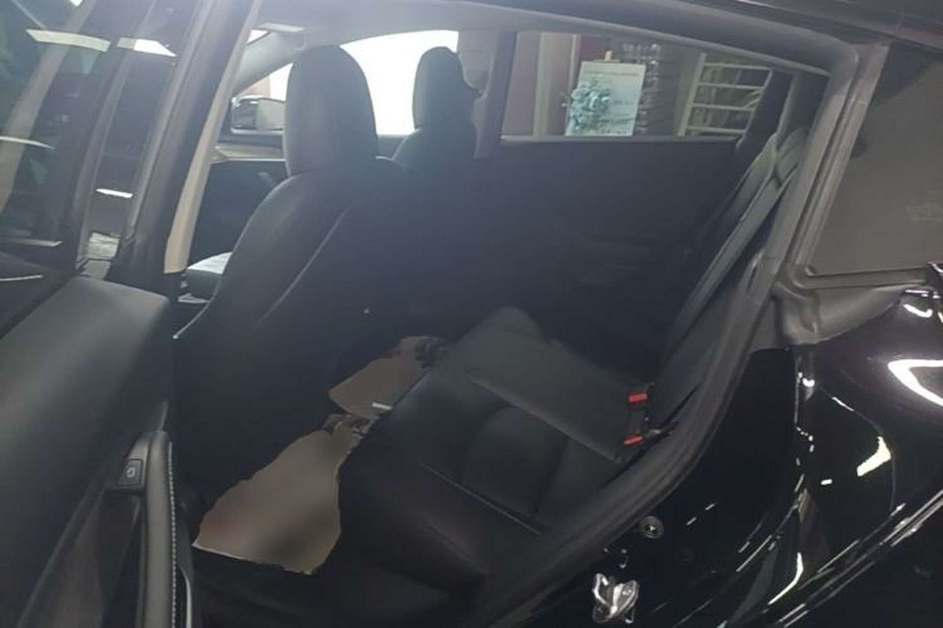 Used Tesla Model 3 2022 Rear-Wheel-Drive Version Left Rear Seat