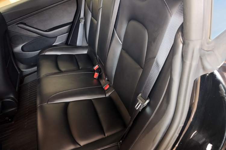 Used Tesla Model 3 2022 Rear-Wheel-Drive Version Left Rear Seat