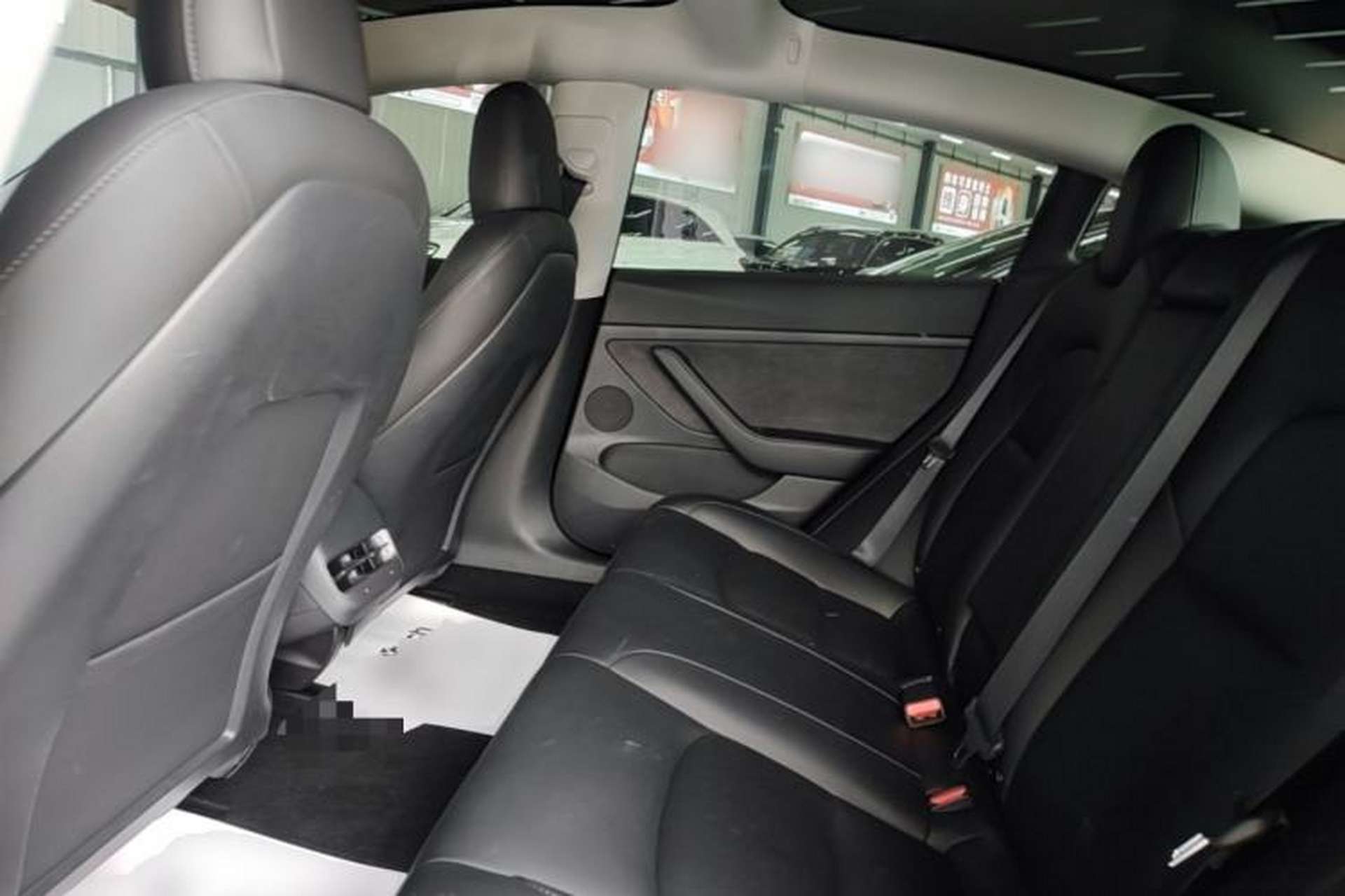 Used Tesla Model 3 2022 Rear-Wheel-Drive Version Left Rear Seat