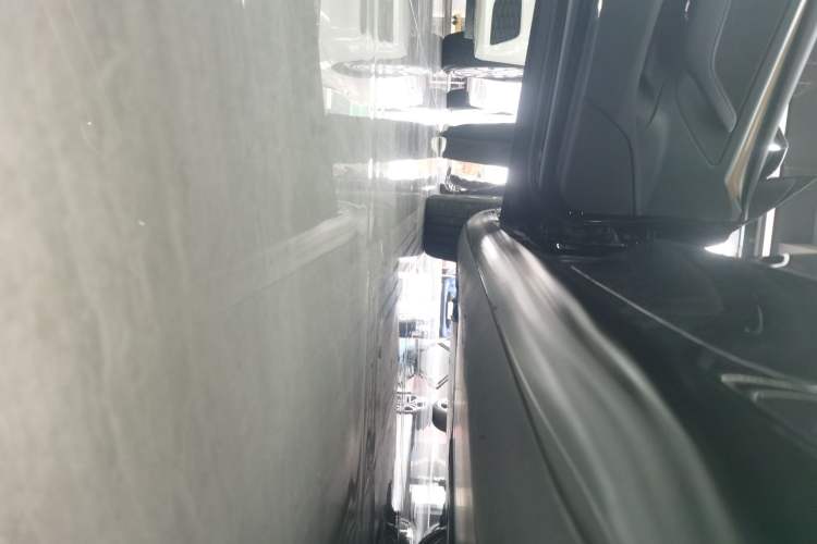 Used Tesla Model 3 2022 Performance High-Performance All-Wheel-Drive Version Left Side Sill