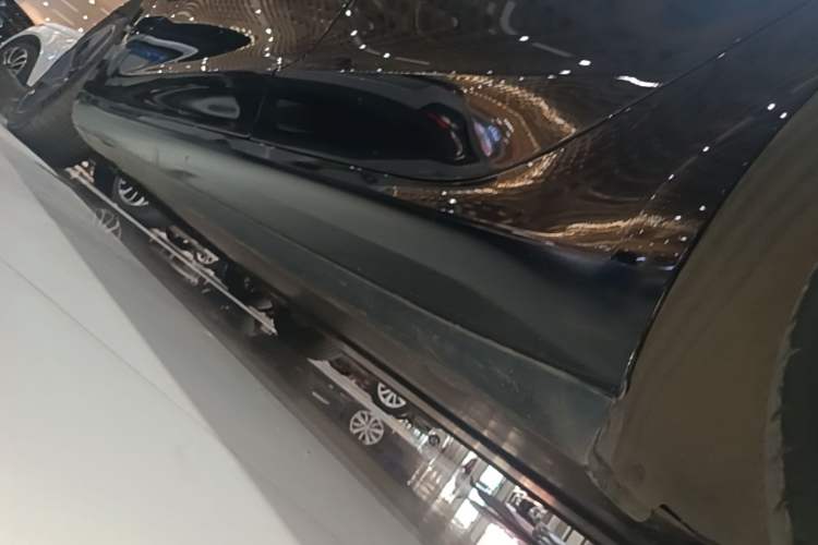 Used Tesla Model 3 2022 Rear-Wheel-Drive Version Left Side Sill