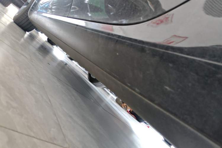 Used Tesla Model 3 2022 Rear-Wheel-Drive Version Left Side Sill