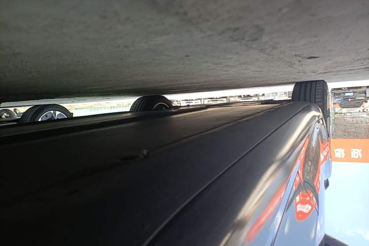 Used Tesla Model 3 2022 Rear-Wheel-Drive Version Left Side Sill