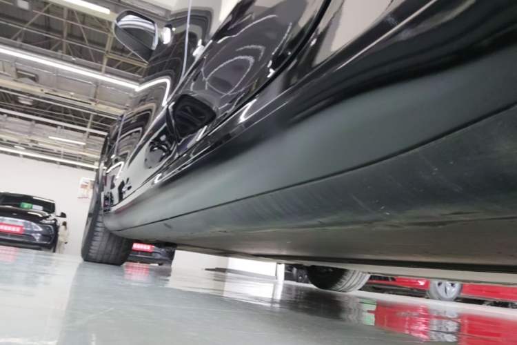 Used Tesla Model 3 2022 Rear-Wheel-Drive Version Left Side Sill