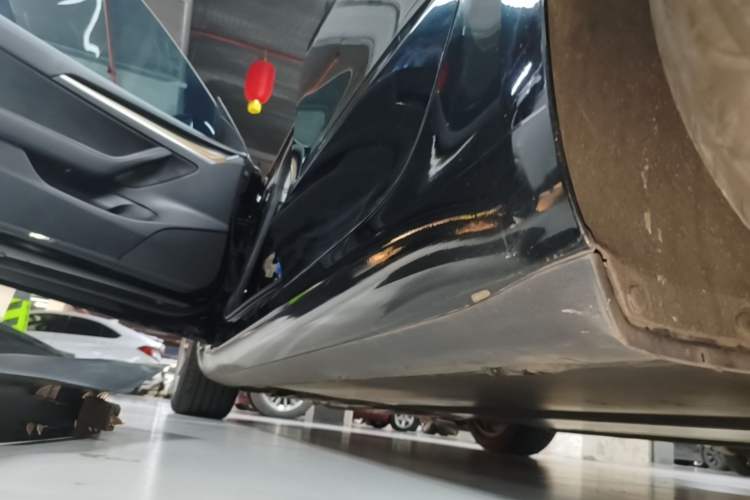 Used Tesla Model 3 2022 Rear-Wheel-Drive Version Left Side Sill