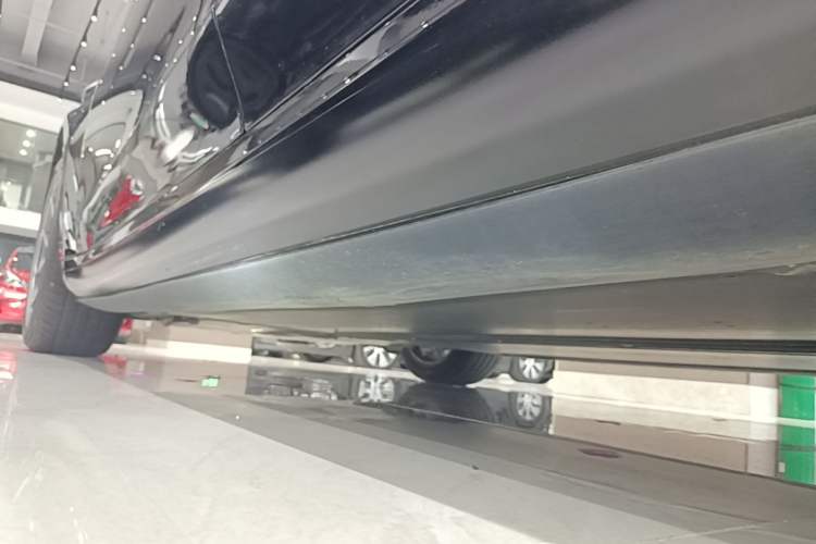 Used Tesla Model 3 2022 Rear-Wheel-Drive Version Left Side Sill
