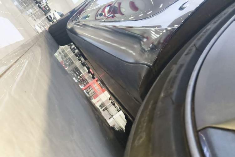Used Tesla Model 3 2022 Rear-Wheel-Drive Version Left Side Sill