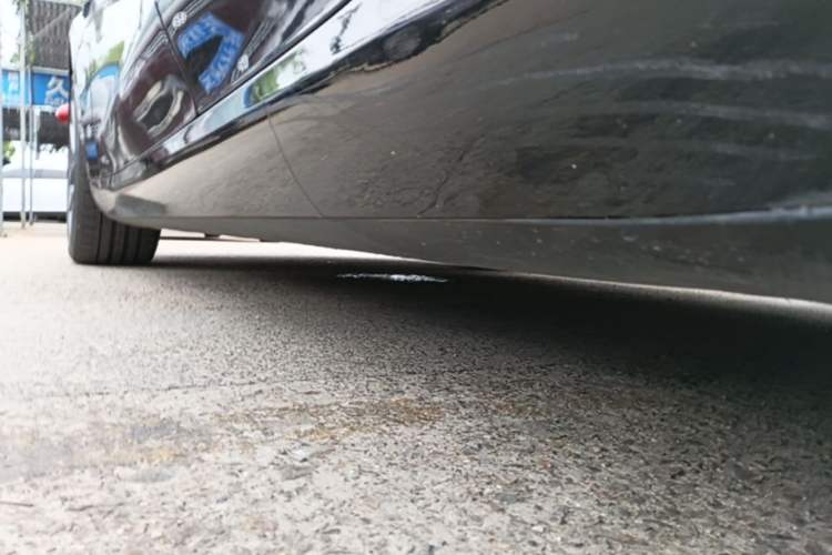 Used Tesla Model 3 2022 Performance High-Performance All-Wheel-Drive Version Left Side Sill