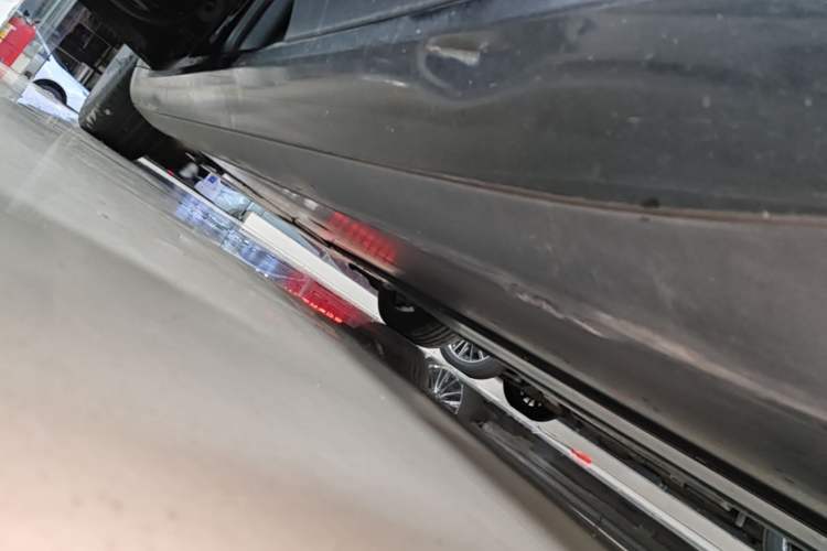 Used Tesla Model 3 2022 Rear-Wheel-Drive Version Left Side Sill