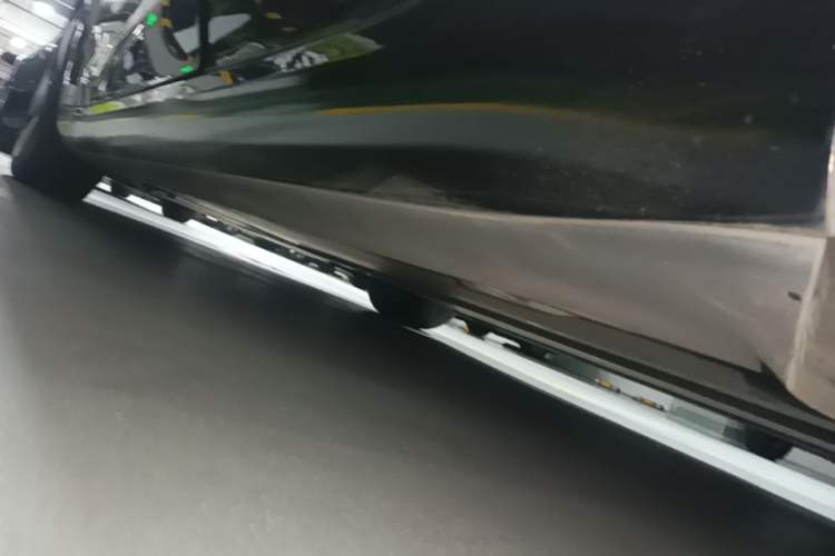 Used Tesla Model 3 2022 Rear-Wheel-Drive Version Left Side Sill