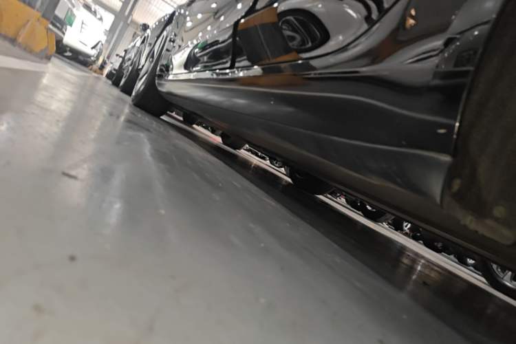Used Tesla Model 3 2022 Rear-Wheel-Drive Version Left Side Sill