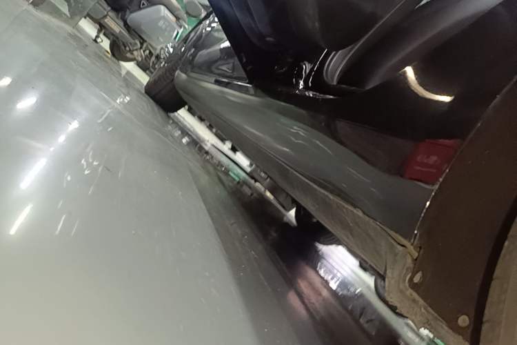 Used Tesla Model 3 2022 Rear-Wheel-Drive Version Left Side Sill