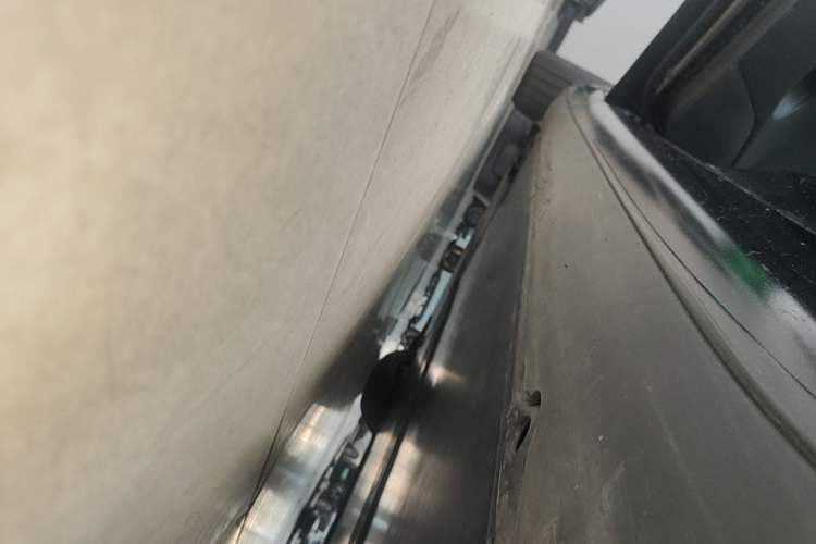 Used Tesla Model 3 2022 Rear-Wheel-Drive Version Left Side Sill