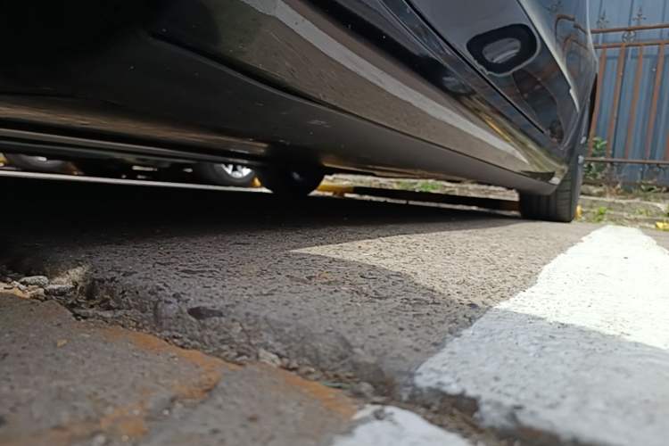 Used Tesla Model 3 2022 Performance High-Performance All-Wheel-Drive Version Left Side Sill
