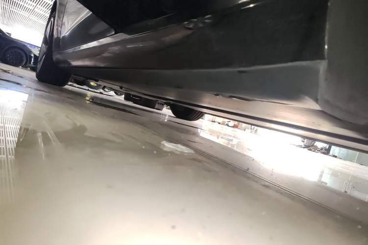 Used Tesla Model 3 2022 Rear-Wheel-Drive Version Left Side Sill