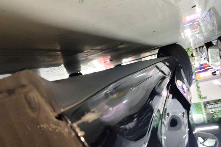 Used Tesla Model 3 2022 Rear-Wheel-Drive Version Left Side Sill