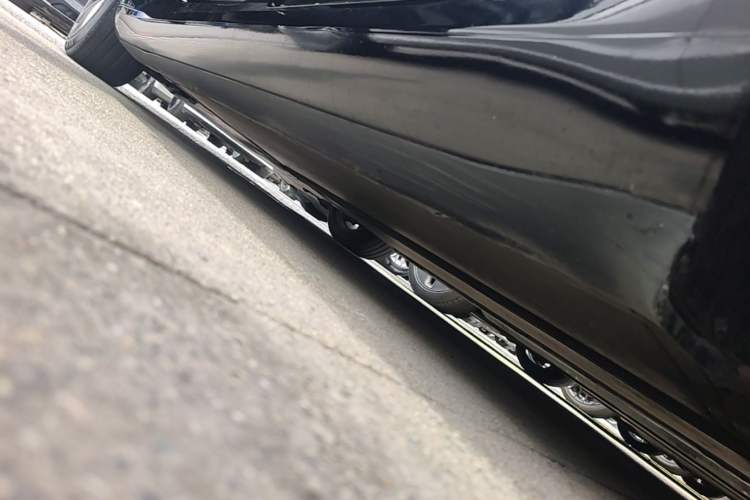 Used Tesla Model 3 2022 Rear-Wheel-Drive Version Left Side Sill