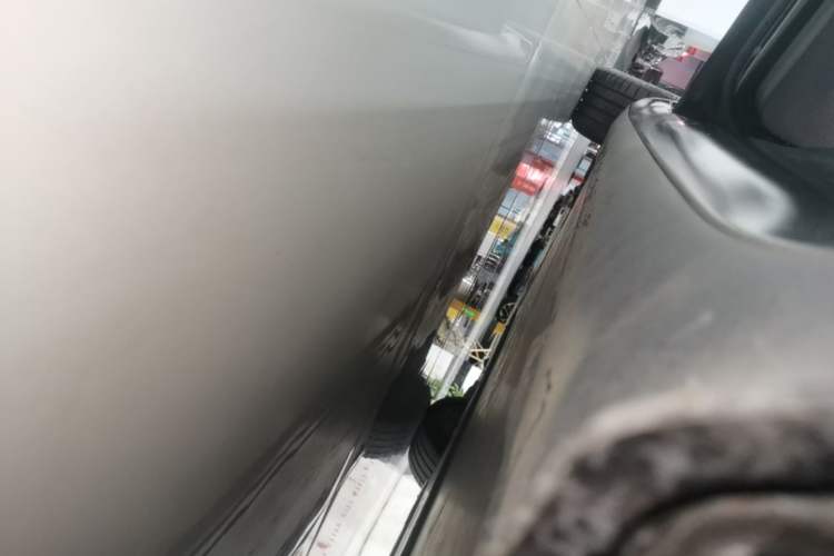 Used Tesla Model 3 2022 Rear-Wheel-Drive Version Left Side Sill