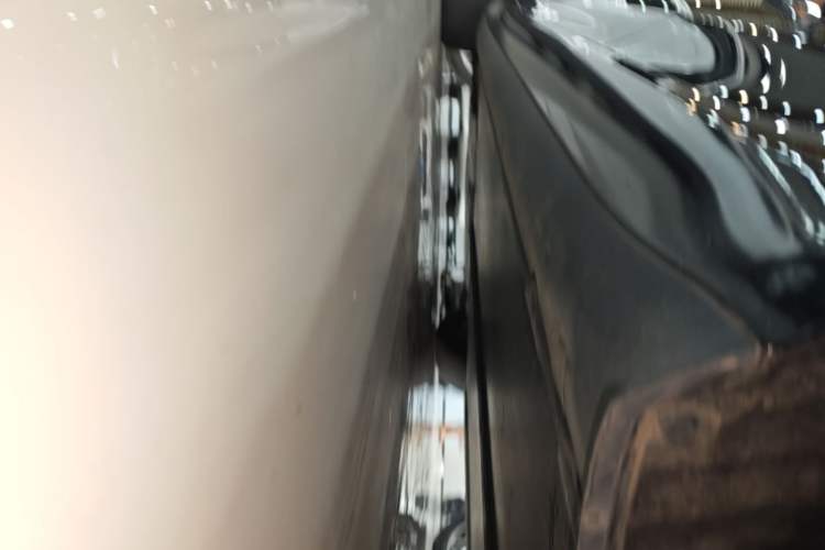 Used Tesla Model 3 2022 Rear-Wheel-Drive Version Left Side Sill