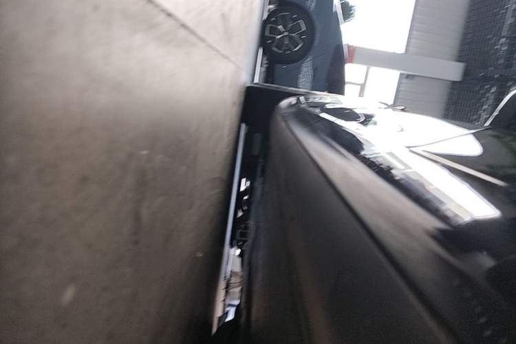 Used Tesla Model 3 2022 Rear-Wheel-Drive Version Left Side Sill
