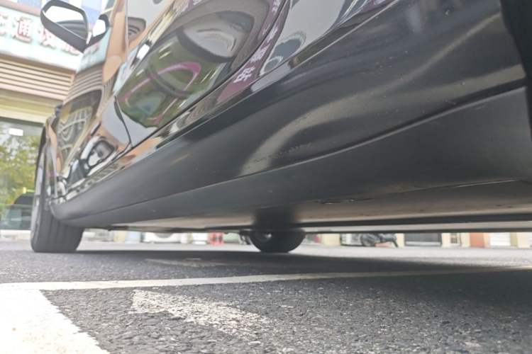 Used Tesla Model 3 2022 Rear-Wheel-Drive Version Left Side Sill