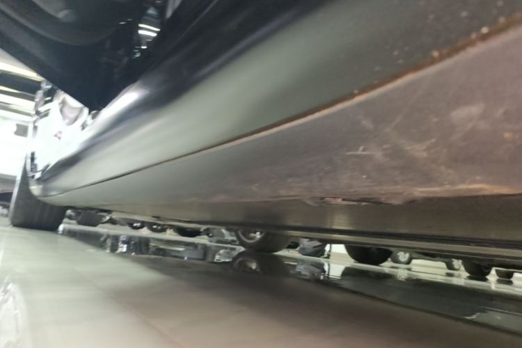 Used Tesla Model 3 2022 Rear-Wheel-Drive Version Left Side Sill