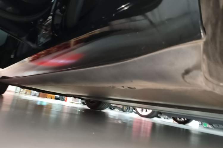Used Tesla Model 3 2022 Rear-Wheel-Drive Version Left Side Sill