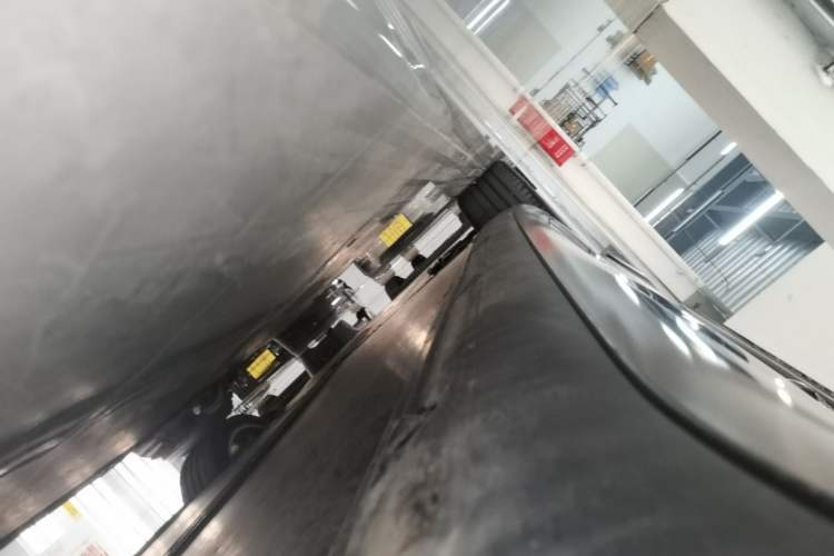 Used Tesla Model 3 2022 Performance High-Performance All-Wheel-Drive Version Left Side Sill