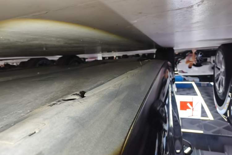 Used Tesla Model 3 2022 Performance High-Performance All-Wheel-Drive Version Left Side Sill