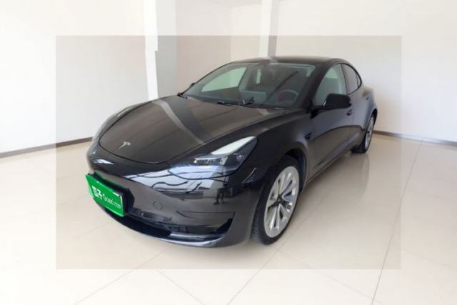 Ojetý Tesla Model 3 2022 Rear-Wheel-Drive Version