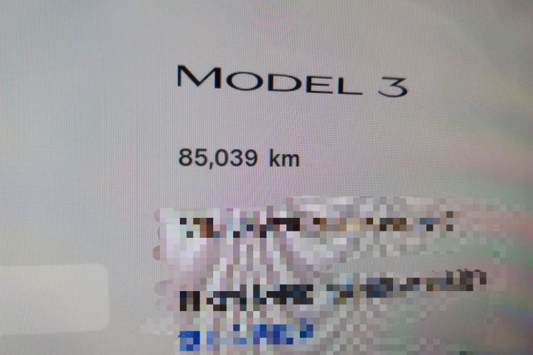 Used Tesla Model 3 2022 Rear-Wheel-Drive Version Odometer Close Up