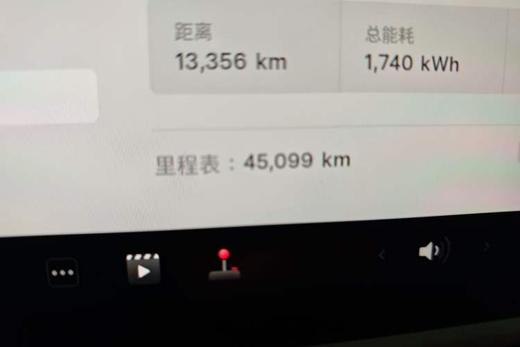 Used Tesla Model 3 2022 Rear-Wheel-Drive Version Odometer Close Up