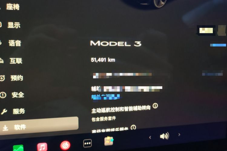 Used Tesla Model 3 2022 Rear-Wheel-Drive Version Odometer Close Up