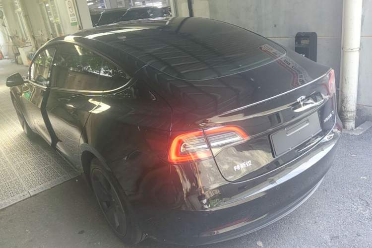 Used Tesla Model 3 2022 Rear-Wheel-Drive Version Rear Left 45 Deg