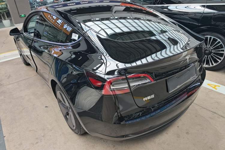 Used Tesla Model 3 2022 Rear-Wheel-Drive Version Rear Left 45 Deg