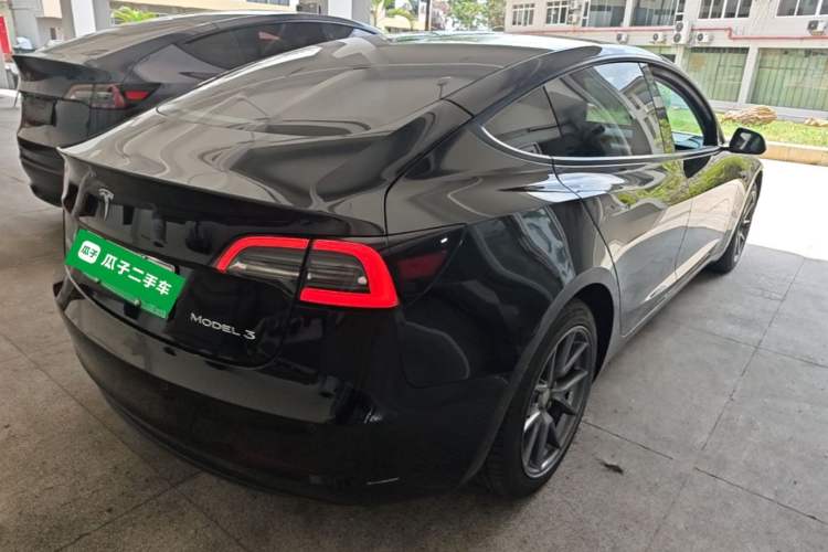 Used Tesla Model 3 2022 Rear-Wheel-Drive Version Rear Right 45 Deg