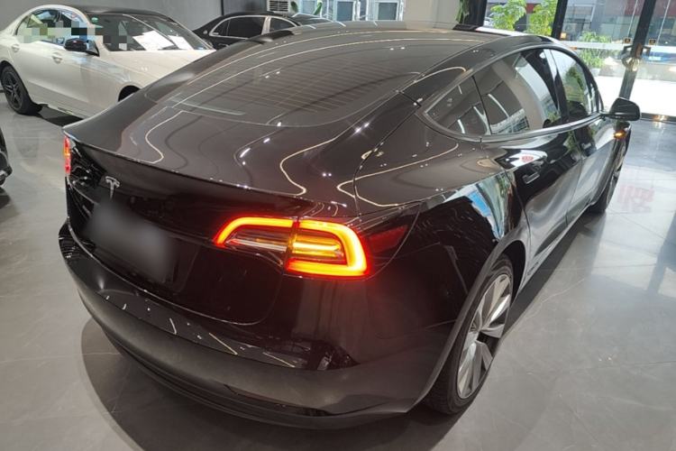 Used Tesla Model 3 2022 Rear-Wheel-Drive Version Rear Right 45 Deg
