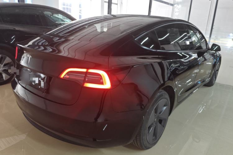 Used Tesla Model 3 2022 Rear-Wheel-Drive Version Rear Right 45 Deg