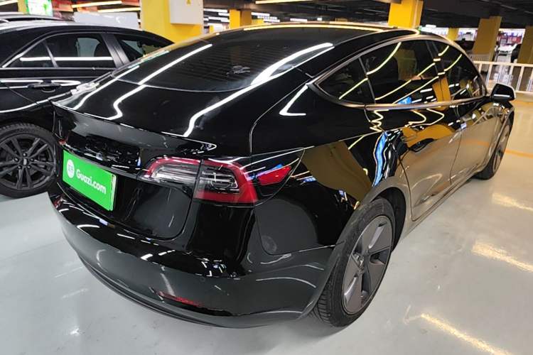 Used Tesla Model 3 2022 Rear-Wheel-Drive Version Rear Right 45 Deg