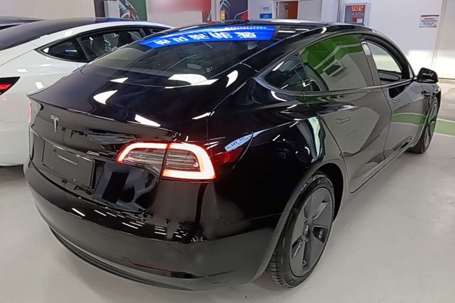 Used Tesla Model 3 2022 Rear-Wheel-Drive Version Rear Right 45 Deg