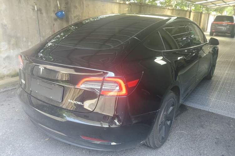 Used Tesla Model 3 2022 Rear-Wheel-Drive Version Rear Right 45 Deg
