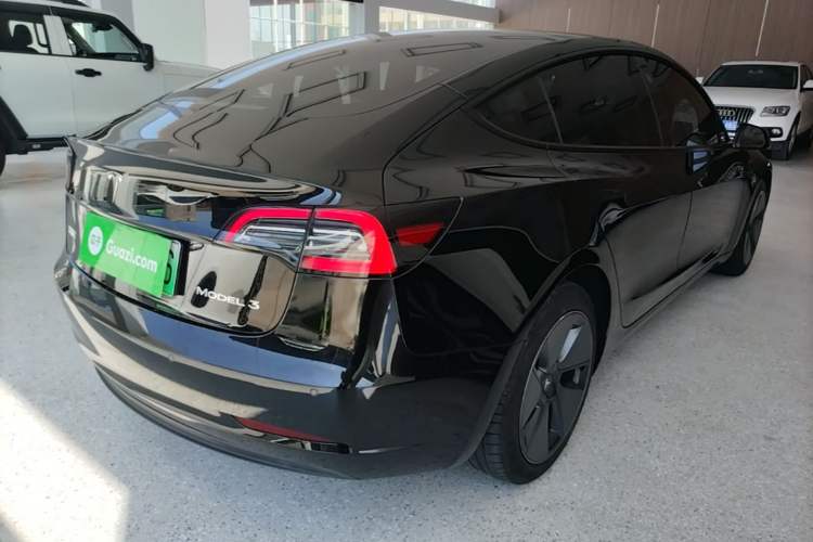 Used Tesla Model 3 2022 Rear-Wheel-Drive Version Rear Right 45 Deg