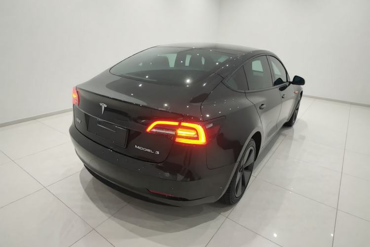 Used Tesla Model 3 2022 Rear-Wheel-Drive Version Rear Right 45 Deg