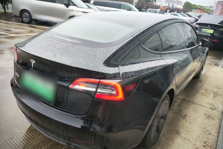 Used Tesla Model 3 2022 Rear-Wheel-Drive Version Rear Right 45 Deg