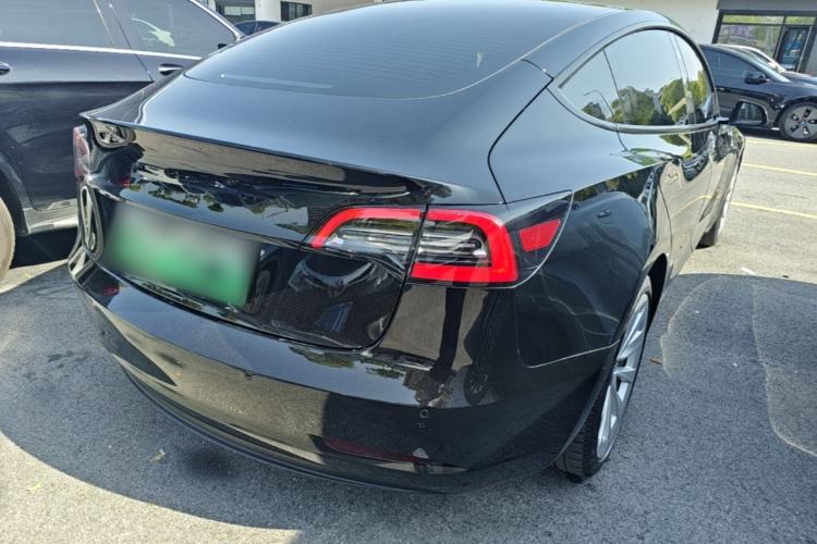 Used Tesla Model 3 2022 Rear-Wheel-Drive Version Rear Right 45 Deg
