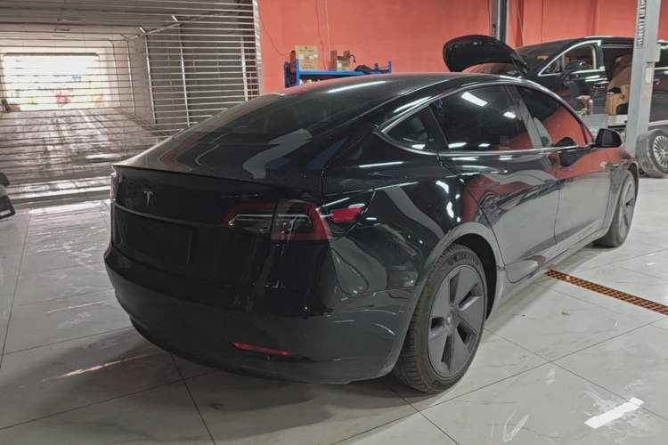 Used Tesla Model 3 2022 Rear-Wheel-Drive Version Rear Right 45 Deg