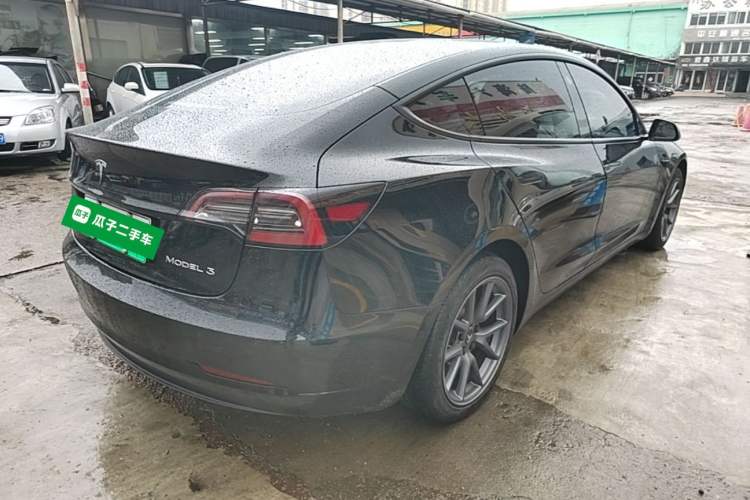 Used Tesla Model 3 2022 Rear-Wheel-Drive Version Rear Right 45 Deg