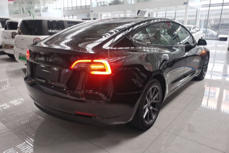 Used Tesla Model 3 2022 Rear-Wheel-Drive Version Rear Right 45 Deg